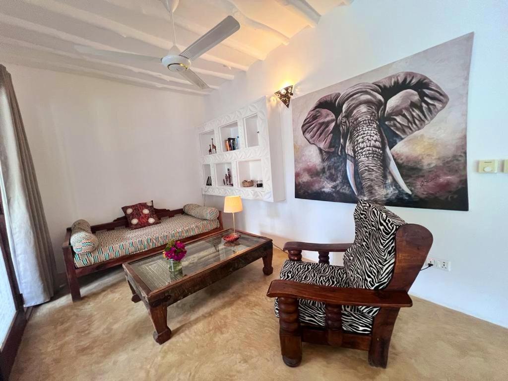 Moyo Apartment Pwani Mchangani Extérieur photo
