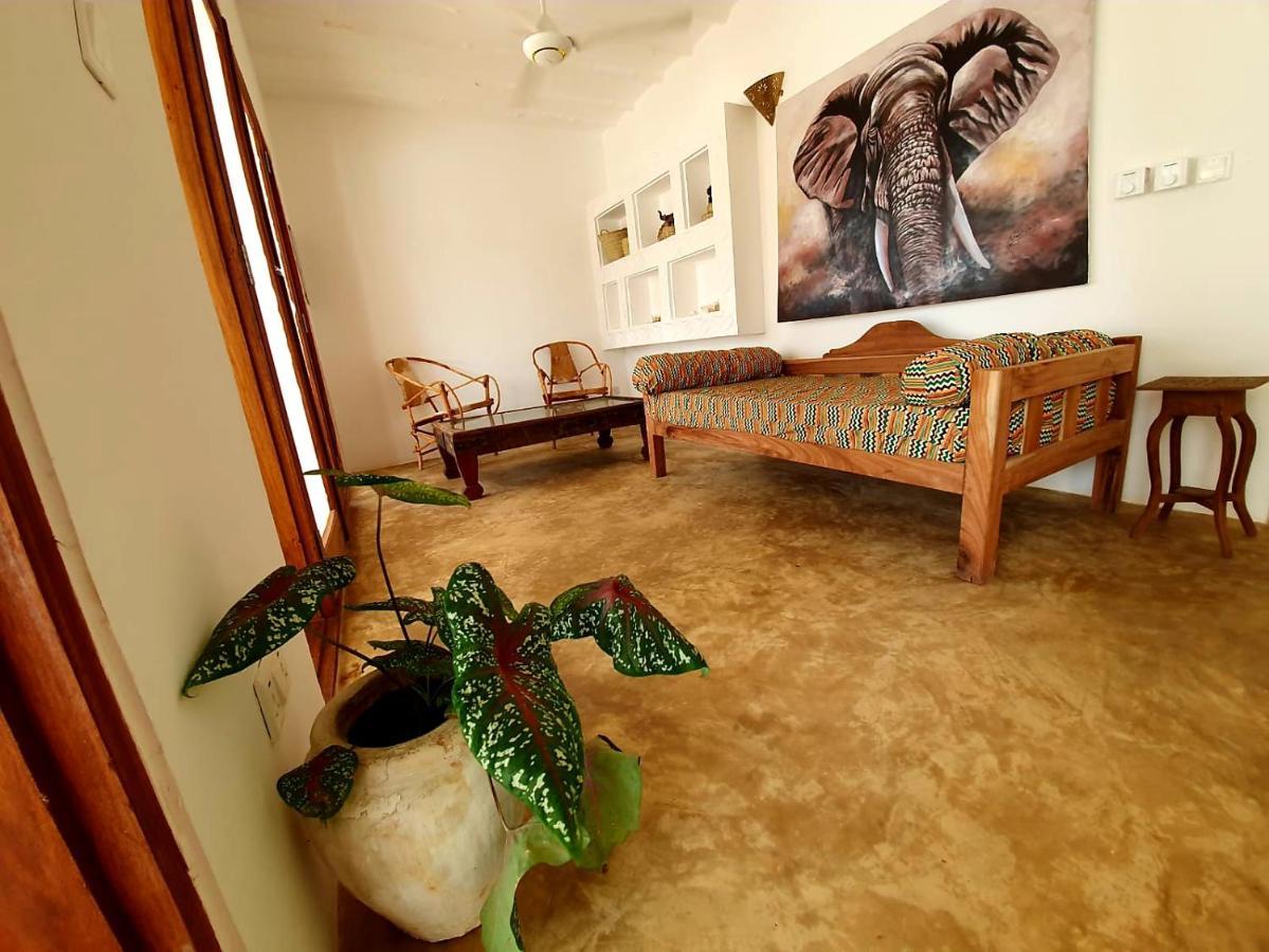 Moyo Apartment Pwani Mchangani Extérieur photo